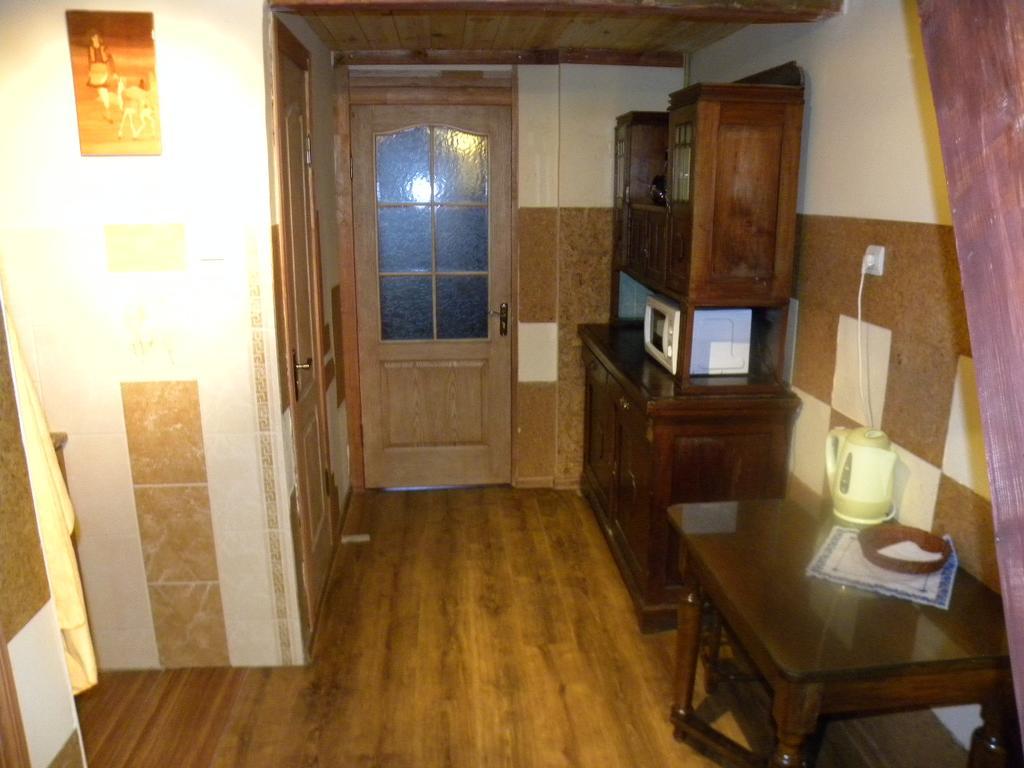 Kozatski Apartments Lviv Ngoại thất bức ảnh